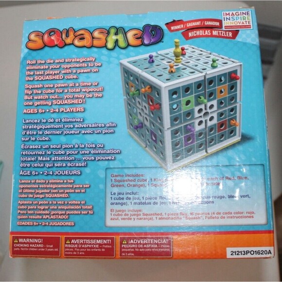 Plasmart Board Game "Squashed" It's the 3-D Cubed Game - Picture 3 of 3